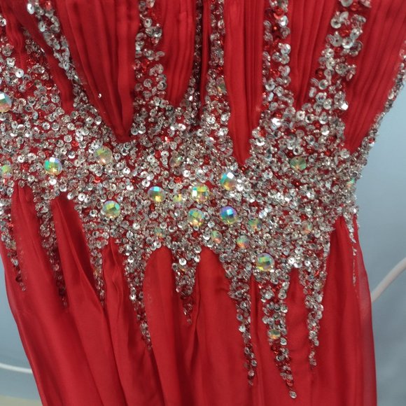 Splash, Red Sequined Floor Length Strapless Prom Dress, Size 0 - Picture 2 of 4